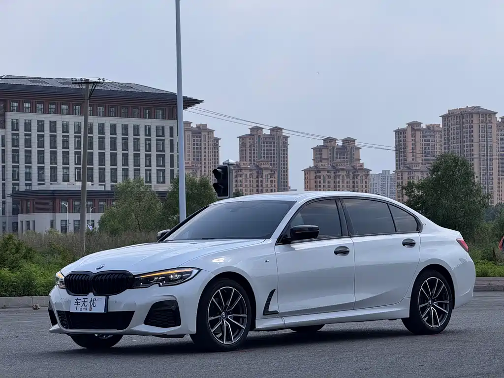 BMW 3 Series 2022