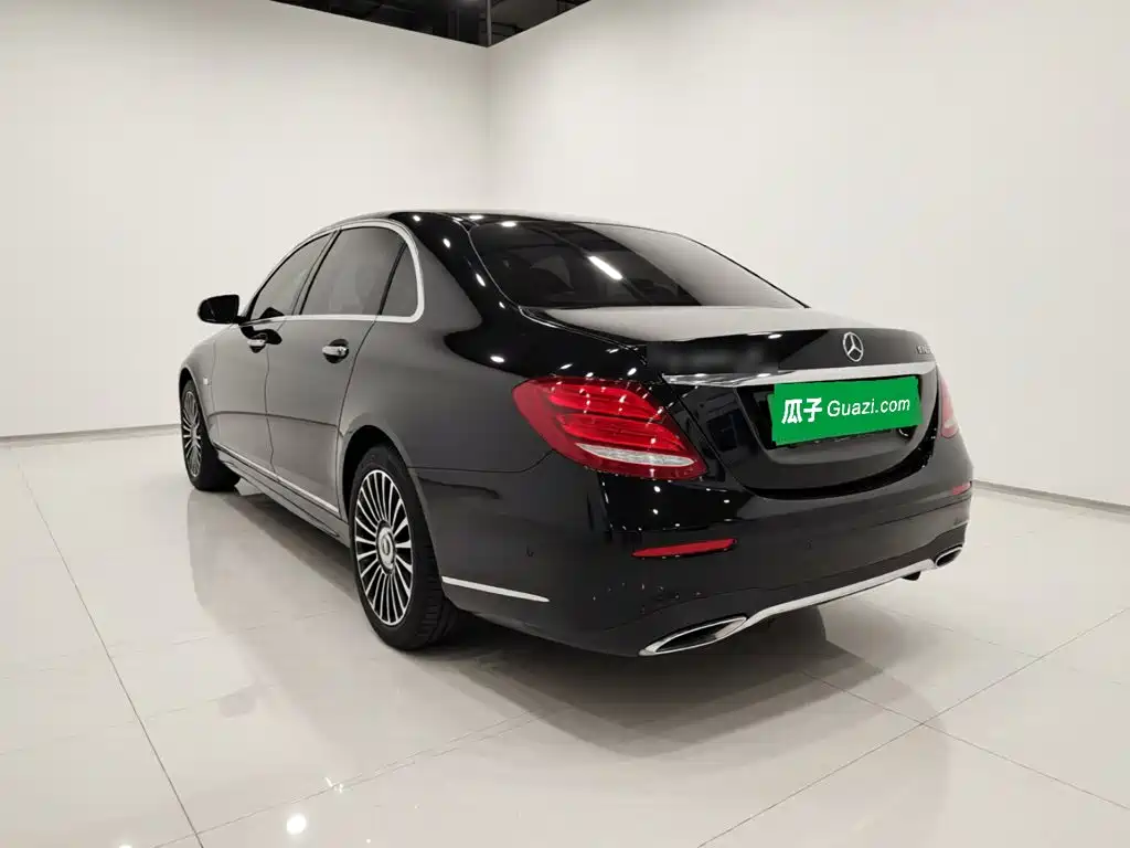Mercedes-Benz E-Class 2020 — фото 4