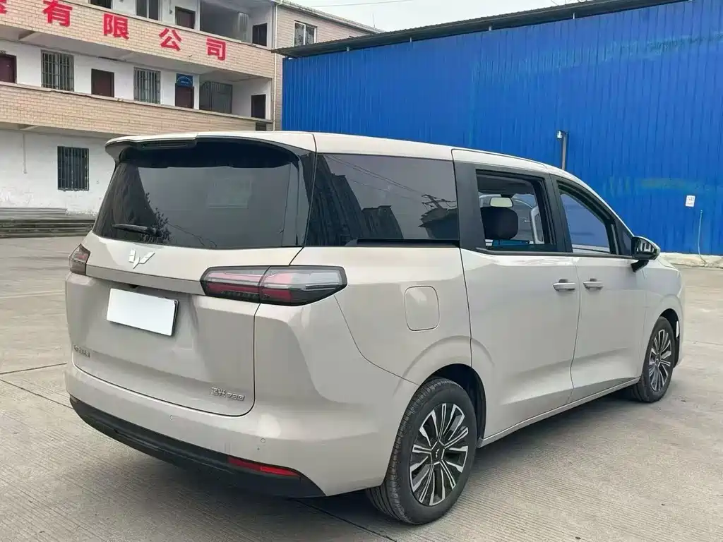 Wuling Starlight 730 EV 2025 — фото 7