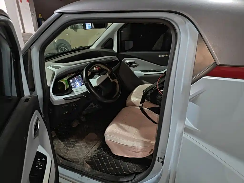 Wuling Nano EV 2024 — фото 15