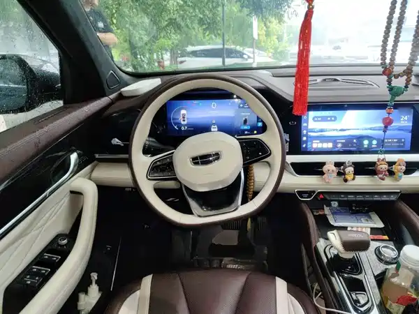Geely Xingyue L 2022