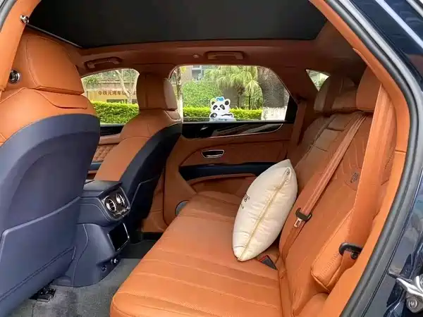 Bentley Bentayga 2021