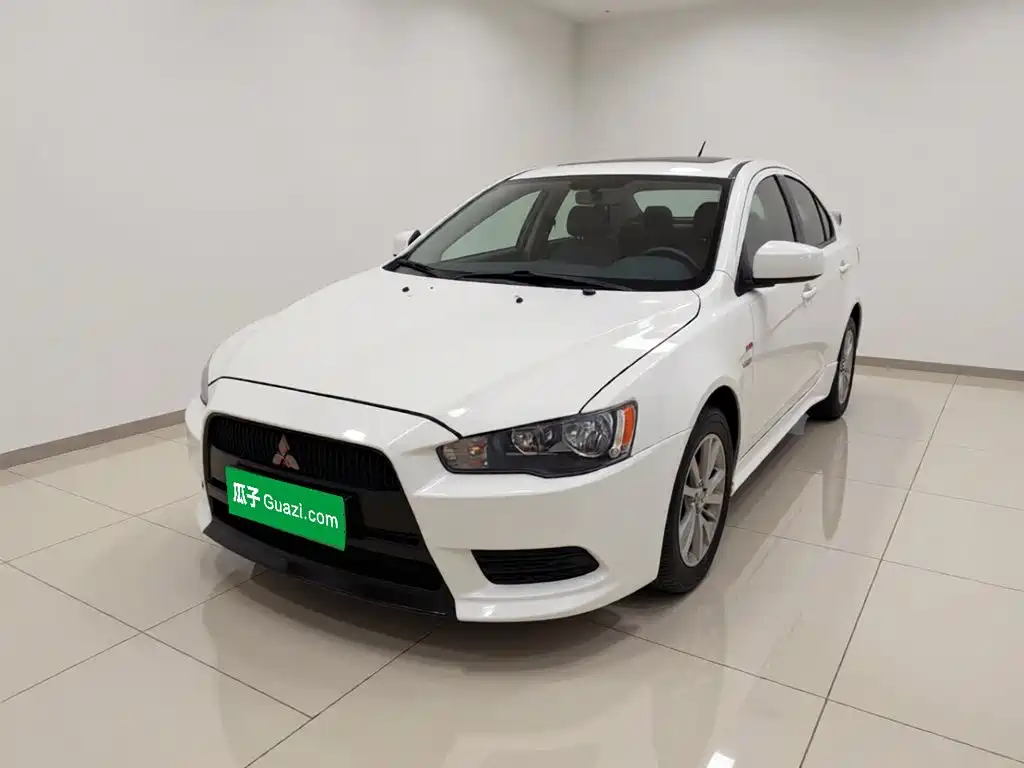 Mitsubishi Lancer EX 2015
