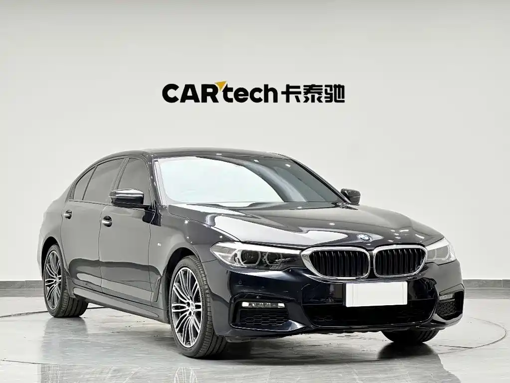 BMW 5 Series 2018 — фото 2