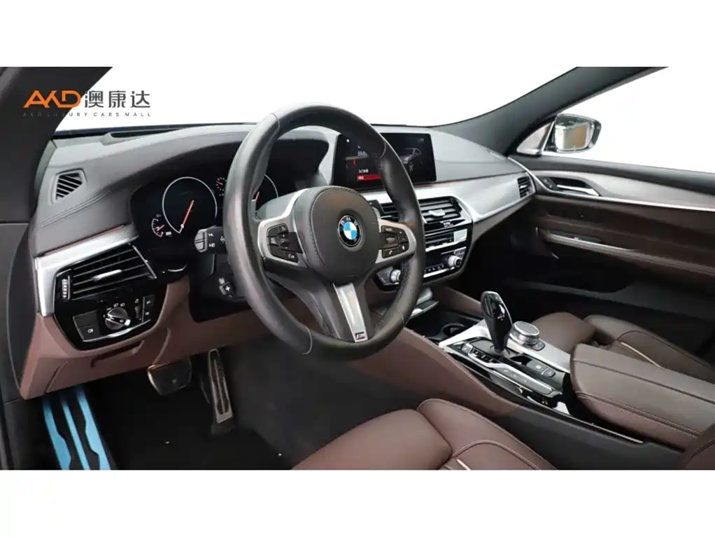 BMW 6 Series GT 2019 — фото 6