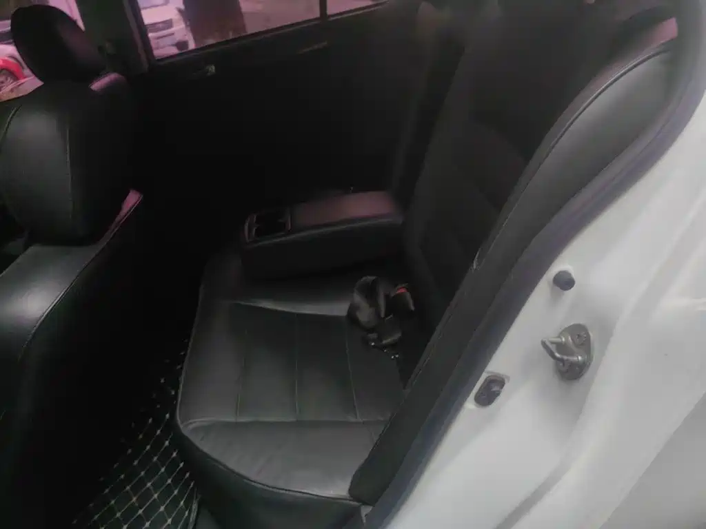 Mitsubishi Lancer EX 2015 — фото 18