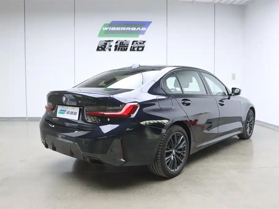 BMW 3 Series 2024