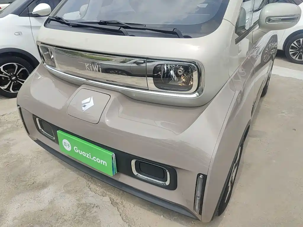 Baojun Kiwi EV 2023 — фото 24
