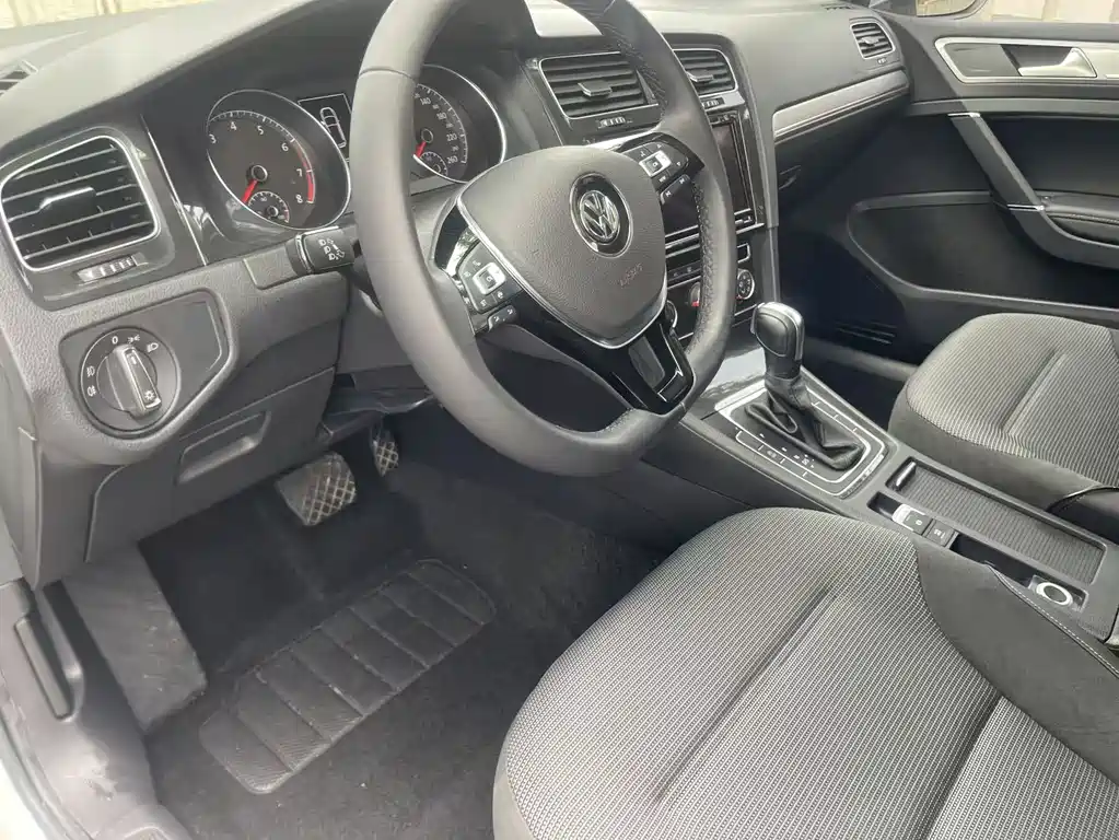 Volkswagen Golf 2019