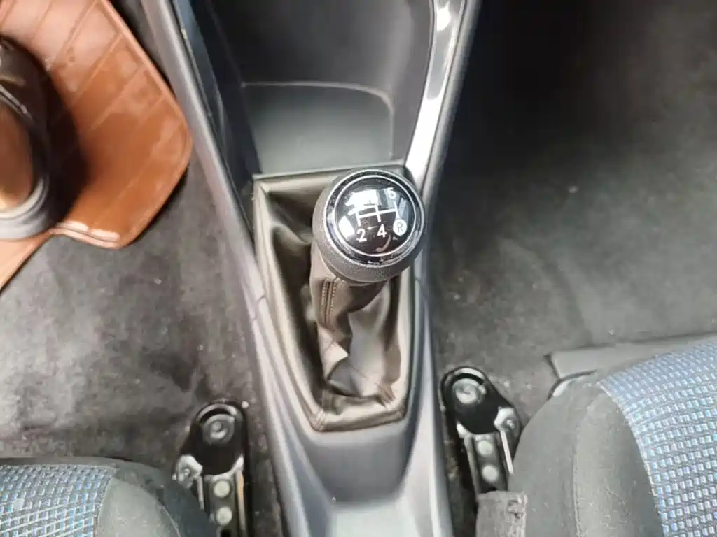 Toyota Vios 2016 — фото 14