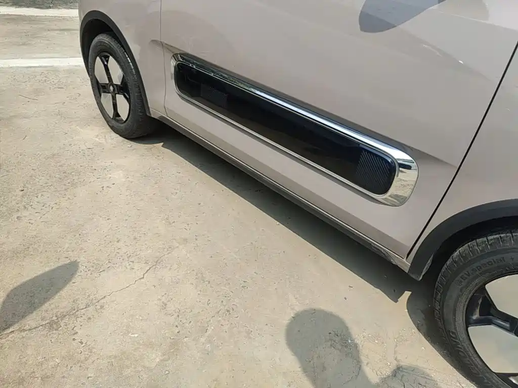 Baojun Kiwi EV 2023 — фото 21