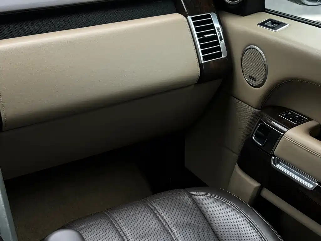 Land Rover Range Rover 2014 — фото 12