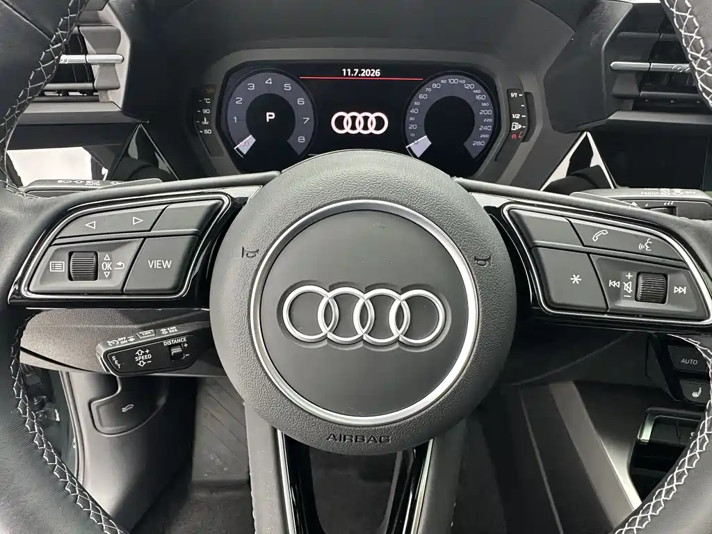 Audi A3 2023 — фото 13