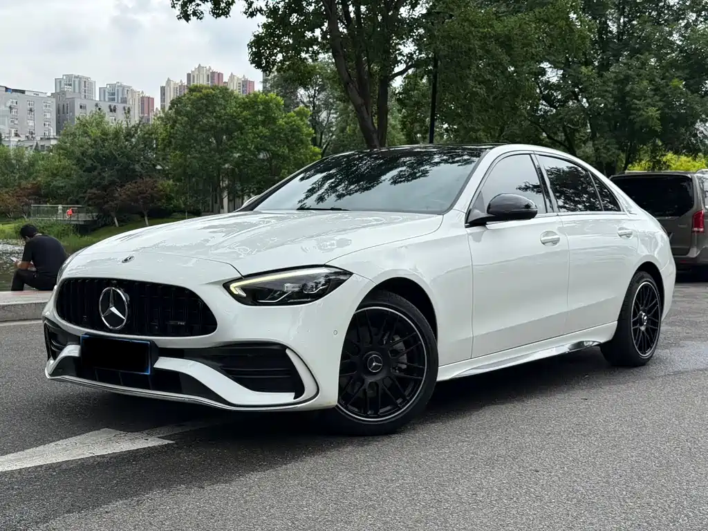 Mercedes-Benz C-Class 2022