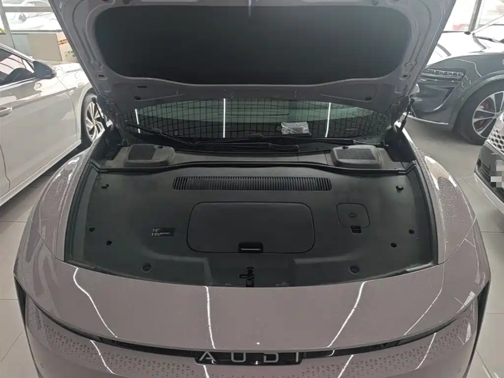 Audi E5 Sportback 2025 — фото 20