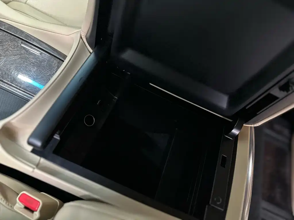Toyota Alphard 2019 — фото 14