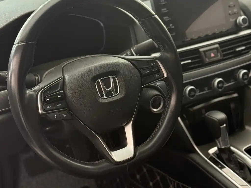 Honda Accord 2020 — фото 6