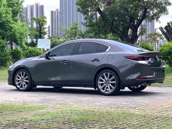 Mazda 3 Axela 2020