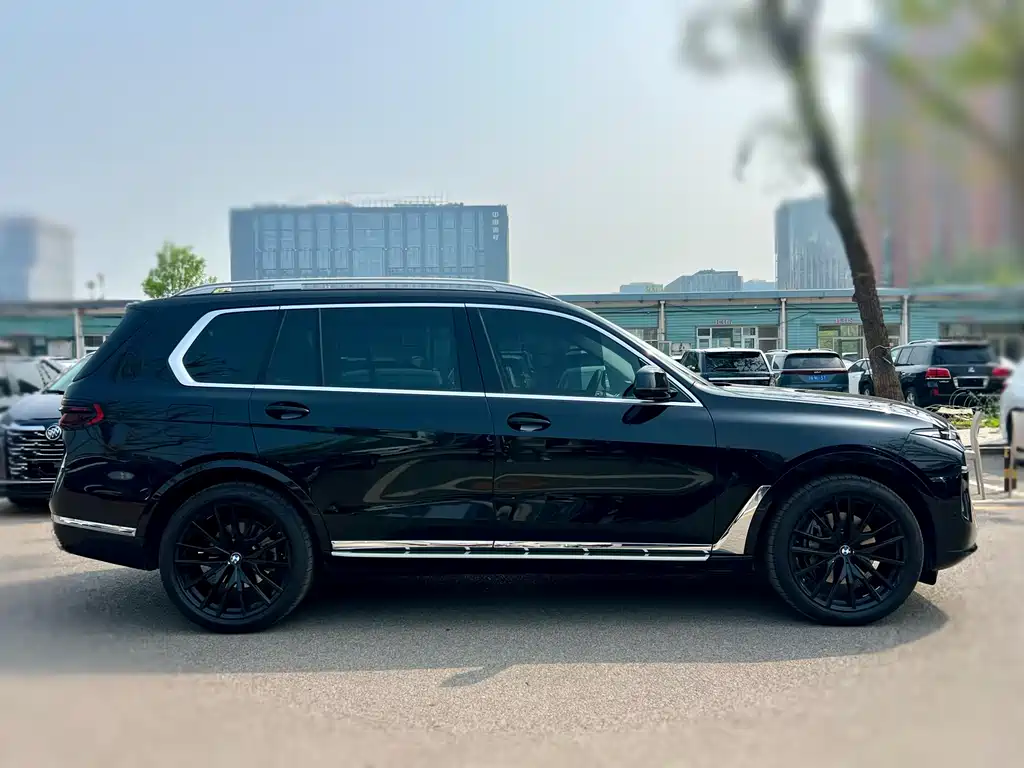 BMW X7 2023 — фото 4