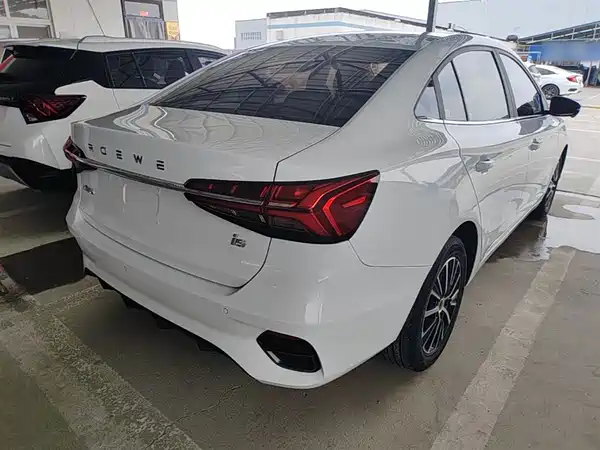 Roewe i5 2021