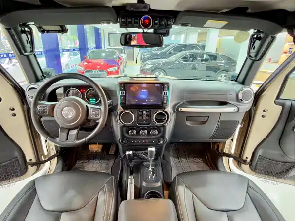 Jeep Wrangler 2016