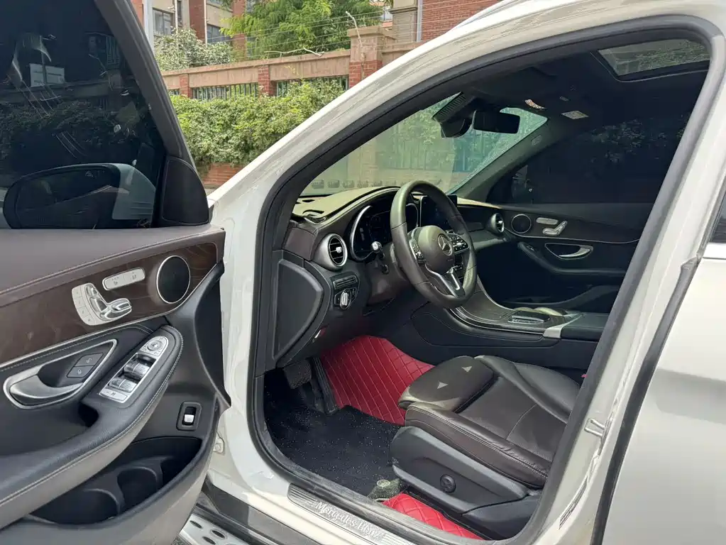 Mercedes-Benz GLC 2020