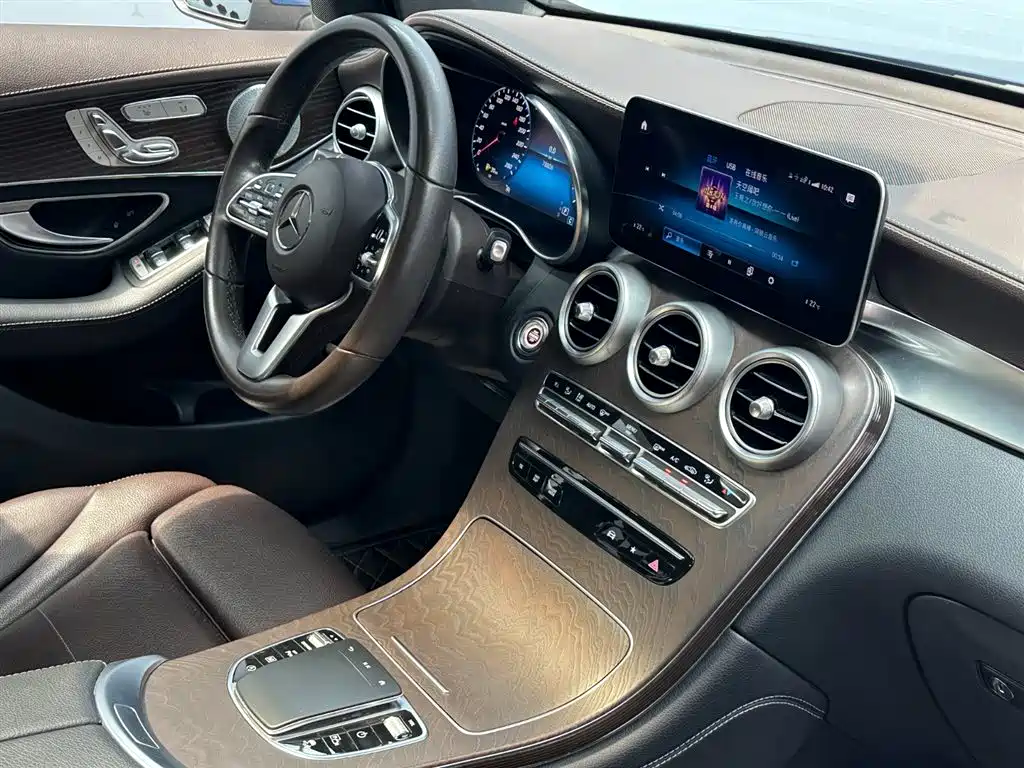 Mercedes-Benz GLC 2020 — фото 10