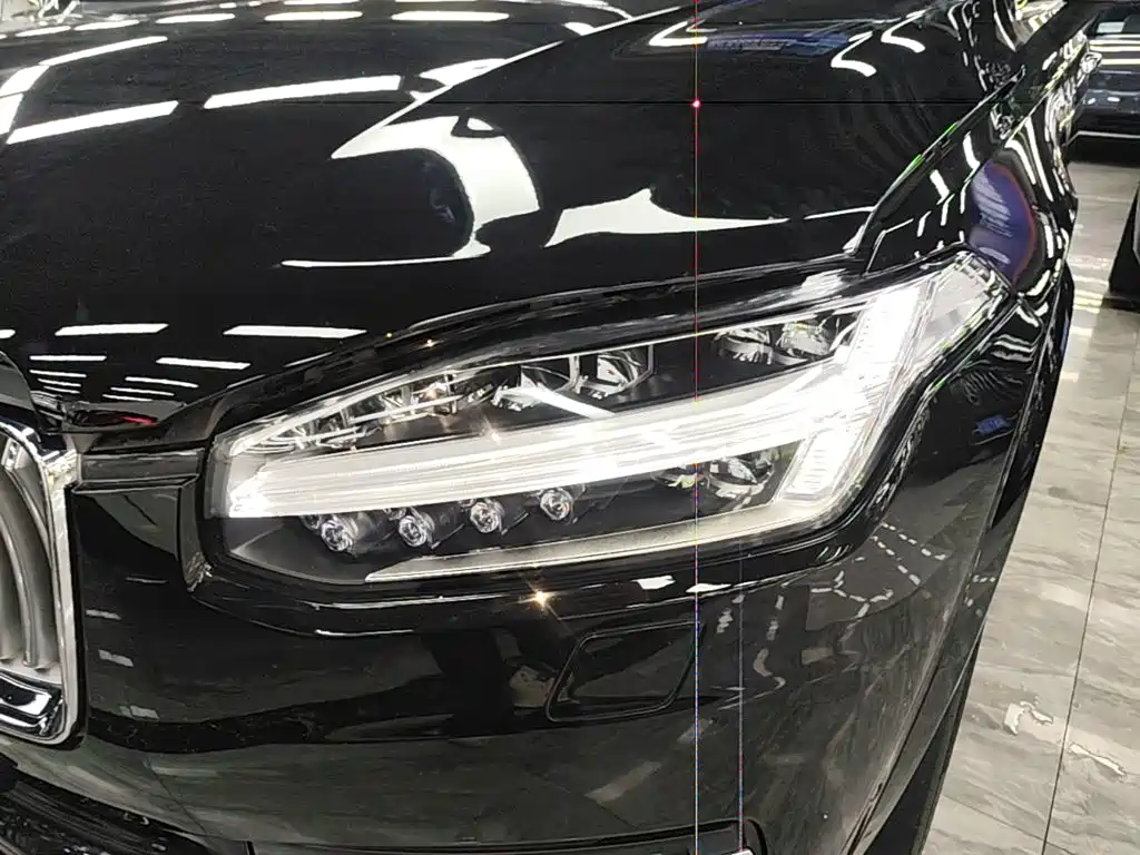 Volvo XC90 Plug-In Hybrid 2021 — фото 24