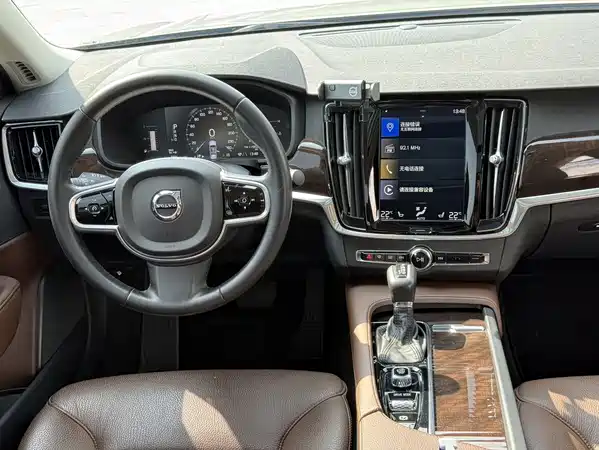 Volvo S90 2018
