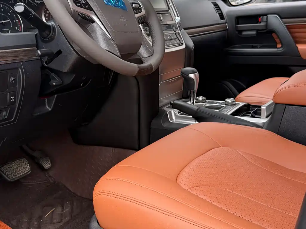 Toyota Land Cruiser 2015 — фото 4