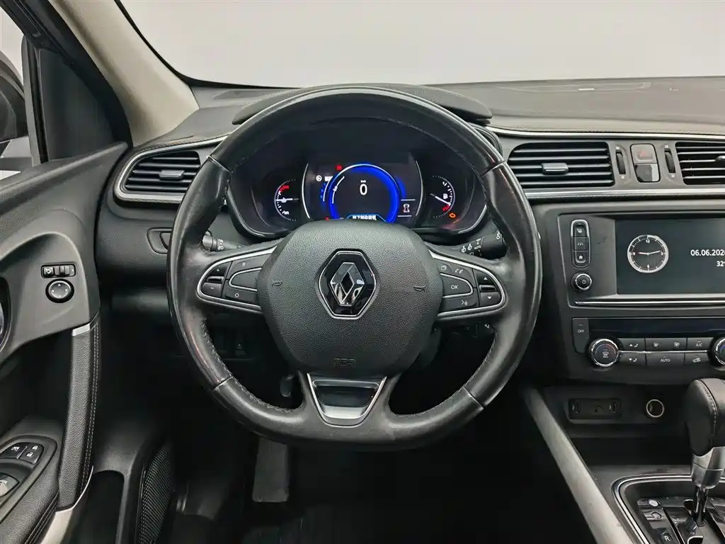 Renault Kadjar 2016 — фото 11
