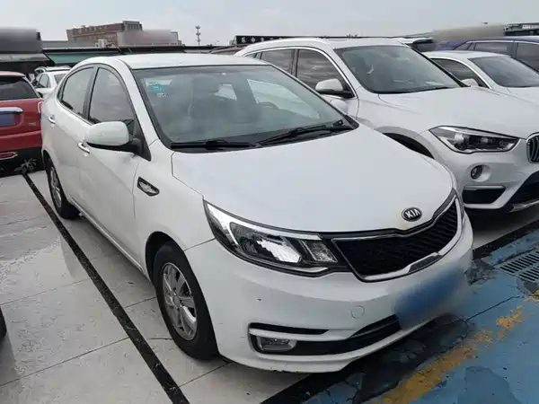 Kia K2 2015