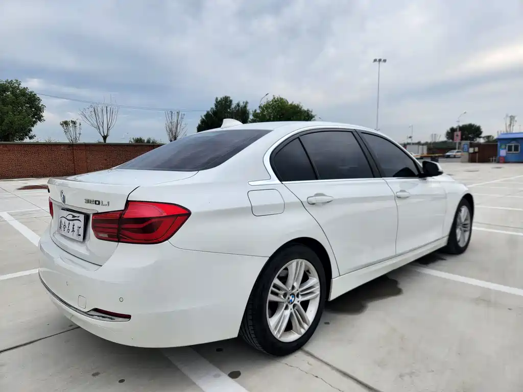 BMW 3 Series 2016
