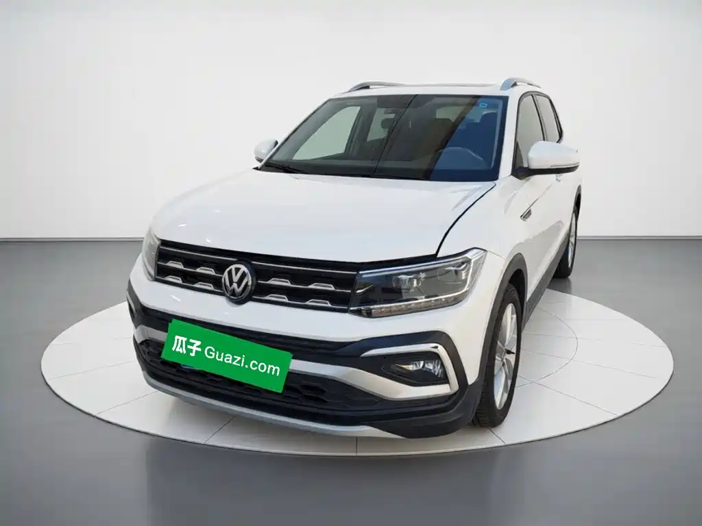 Volkswagen T-Cross 2019 — фото 1