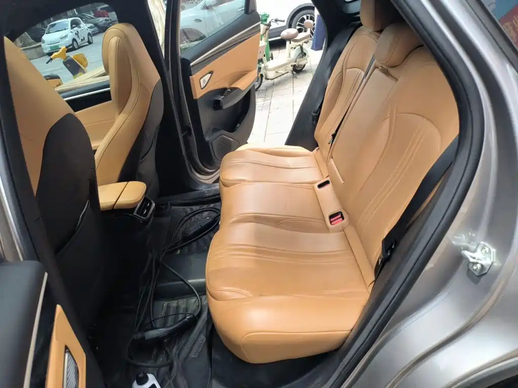Geely Galaxy L7 2023 — фото 13