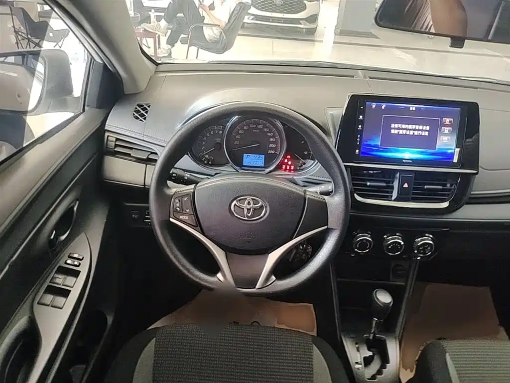 Toyota Vios FS 2022 — фото 11