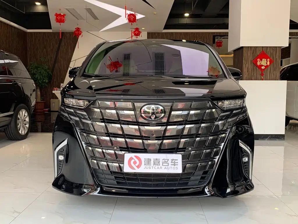 Toyota Alphard 2024