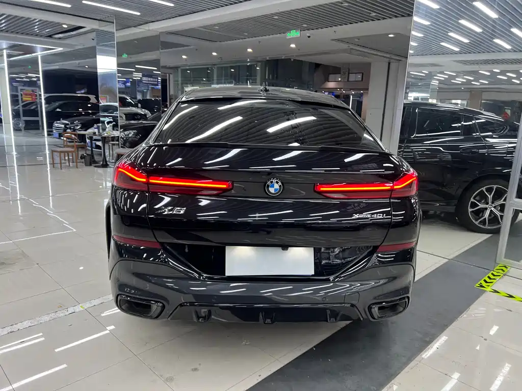 BMW X6 2023 — фото 12