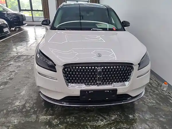 Lincoln Corsair 2023