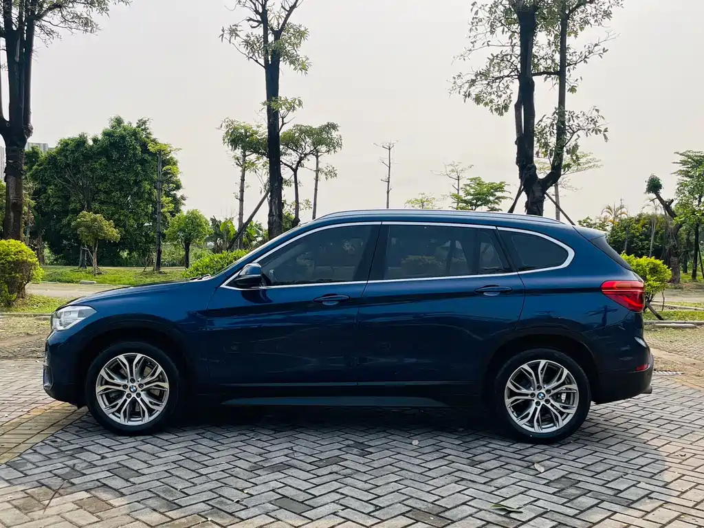 BMW X1 2018 — фото 15