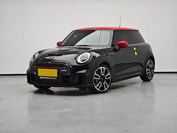 MINI JCW 2022