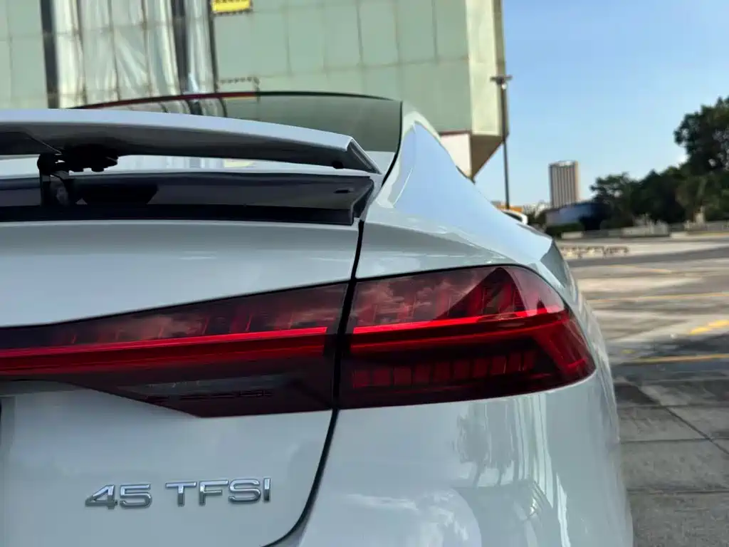 Audi A7 2020 — фото 12