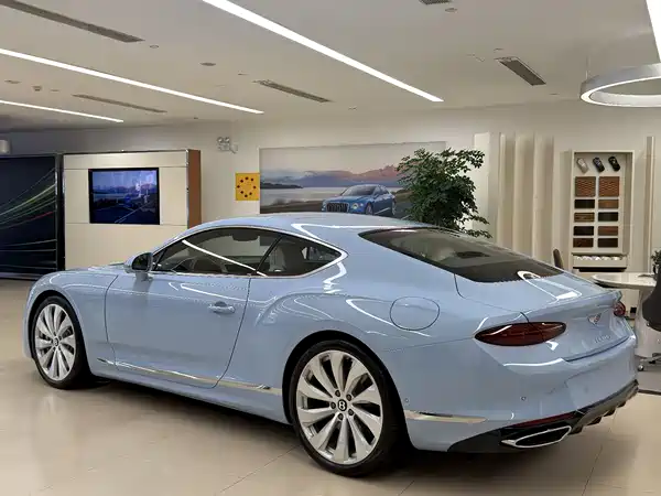 Bentley Continental Plug-In Hybrid 2026