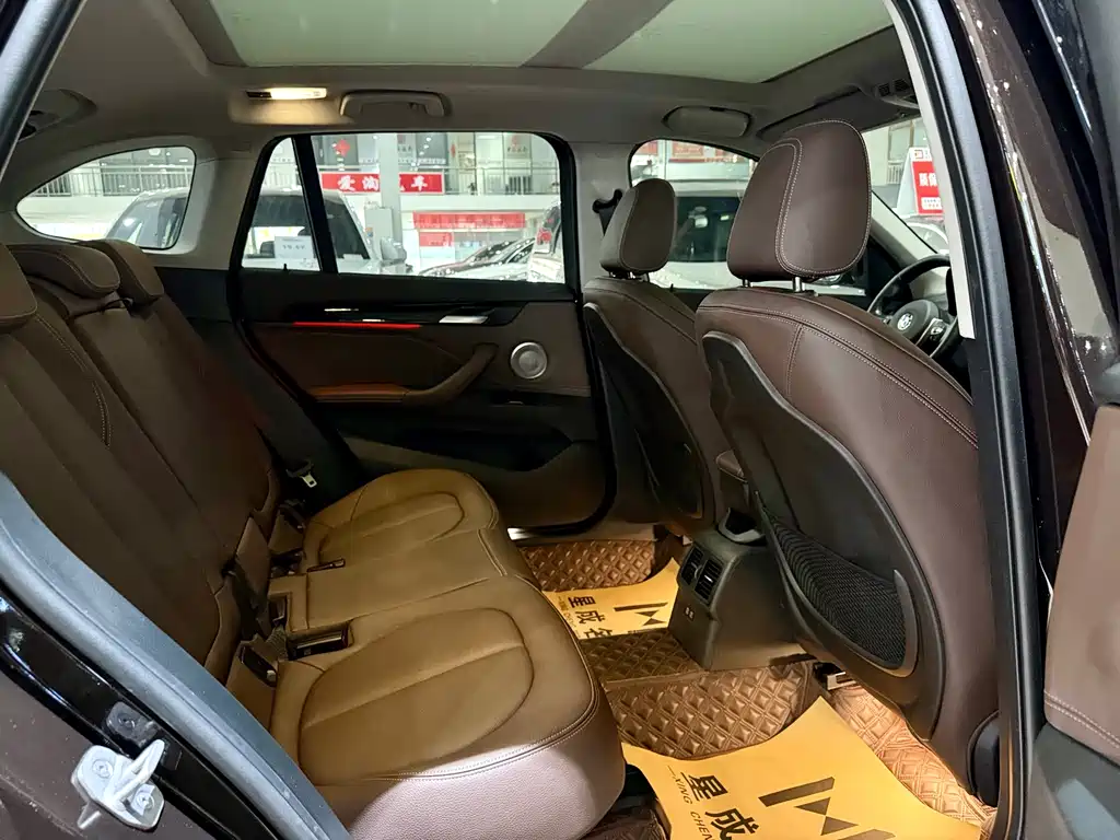 BMW X1 2022 — фото 13