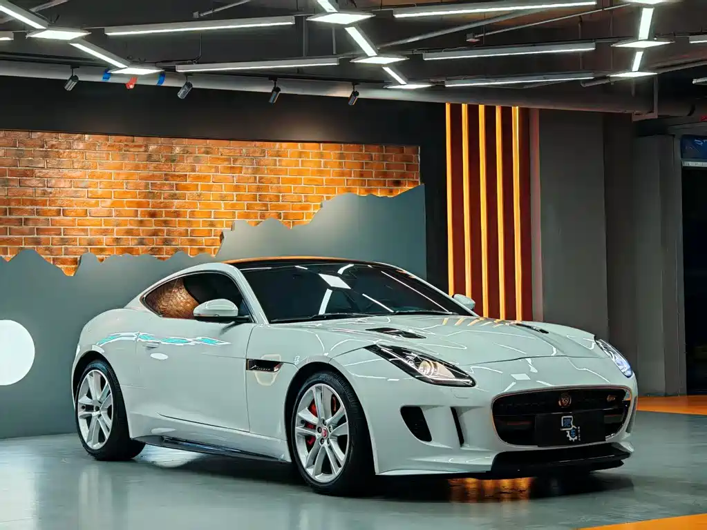 Jaguar F-TYPE 2015 — фото 3