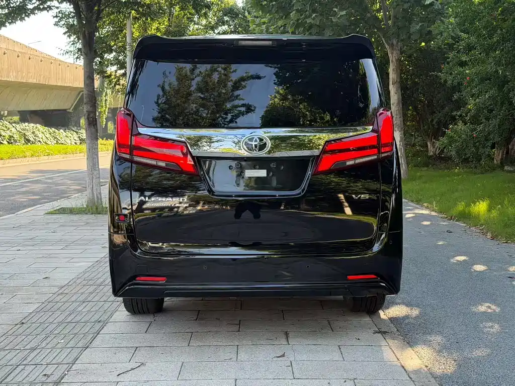 Toyota Alphard 2019 — фото 9