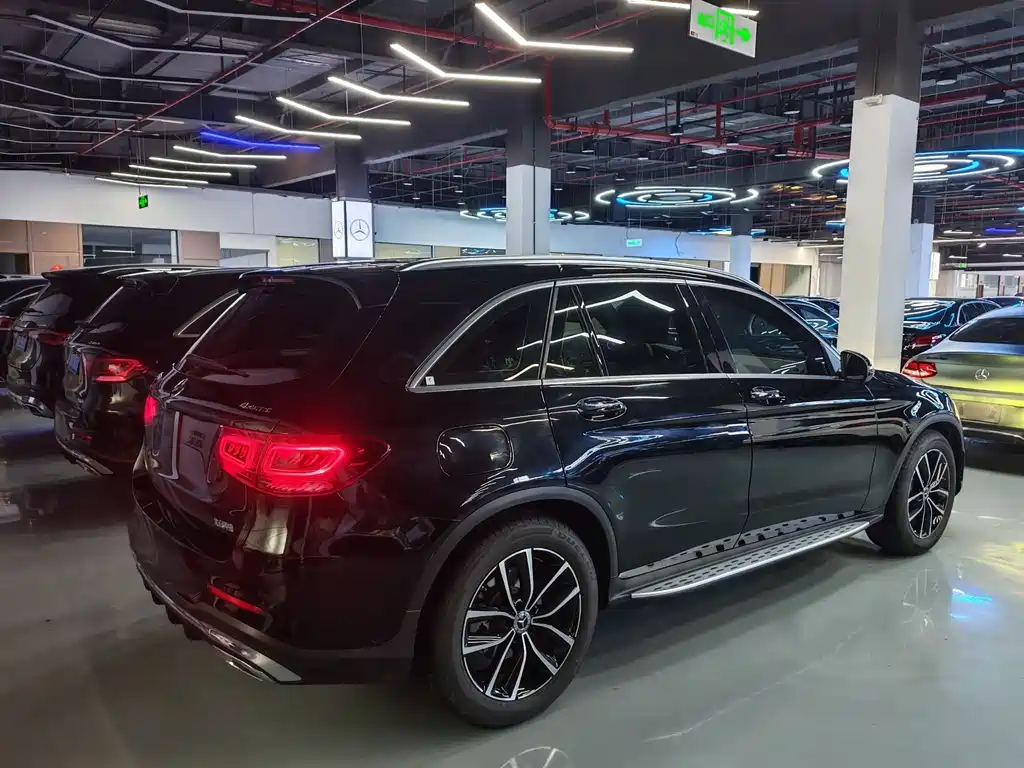 Mercedes-Benz GLC 2020 — фото 30
