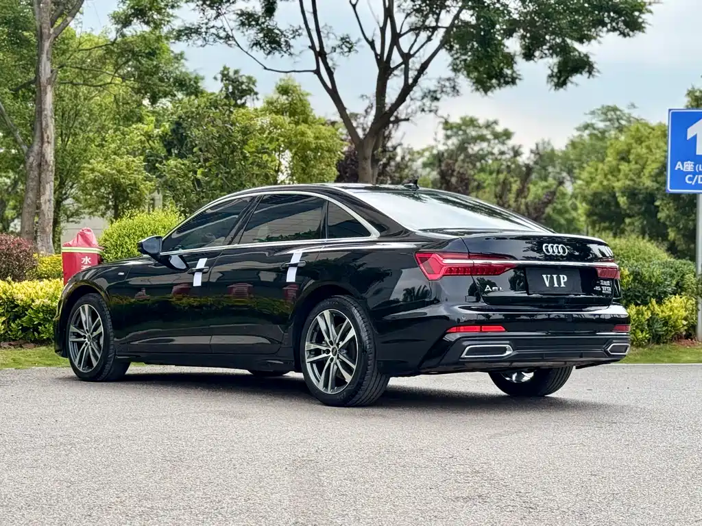 Audi A6L 2022 — фото 7