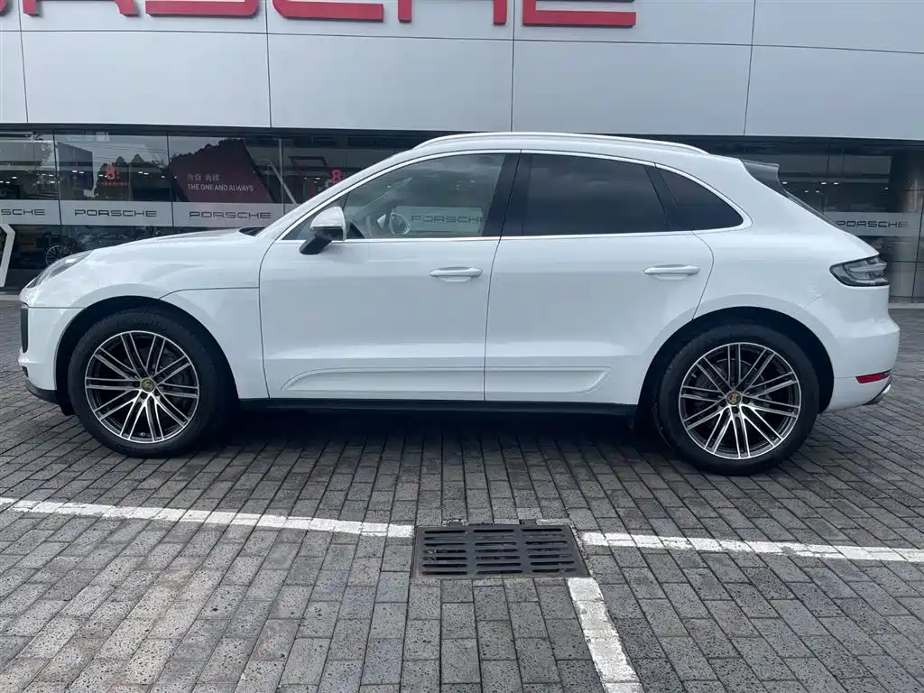 Porsche Macan 2020 — фото 5