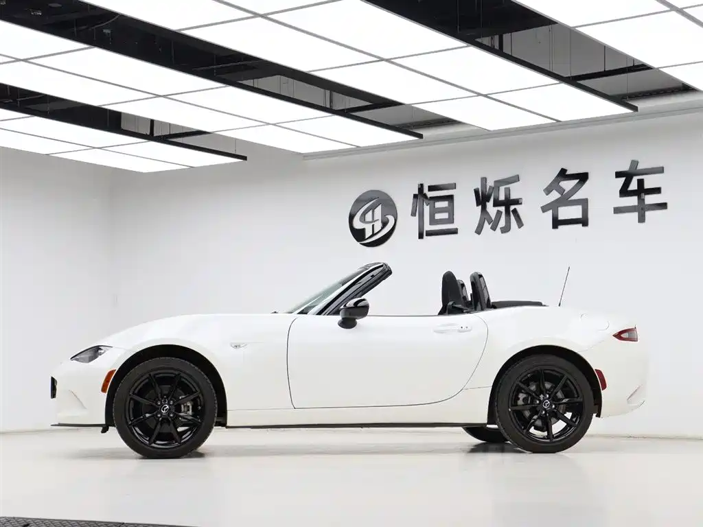 Mazda MX-5 2022 — фото 29